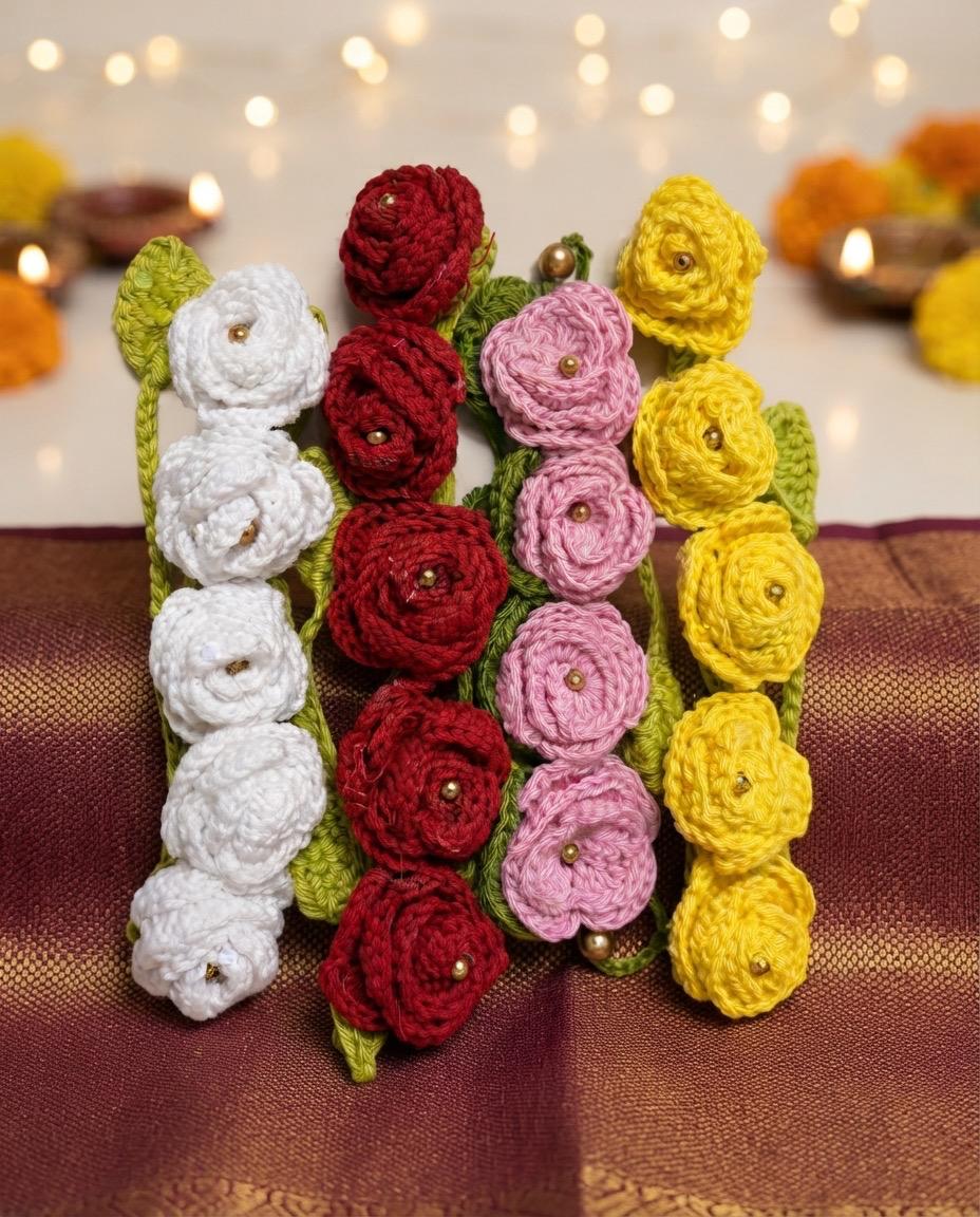 Rose gajra